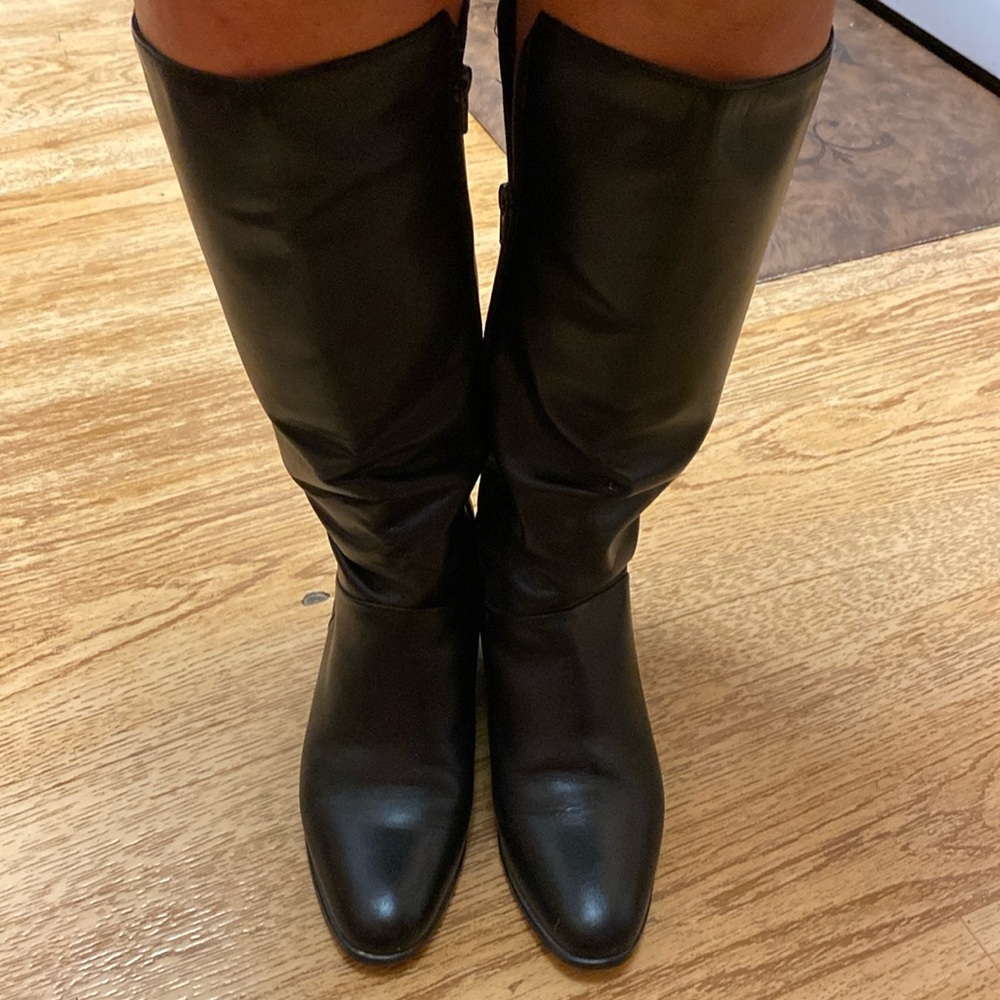 Black Boots